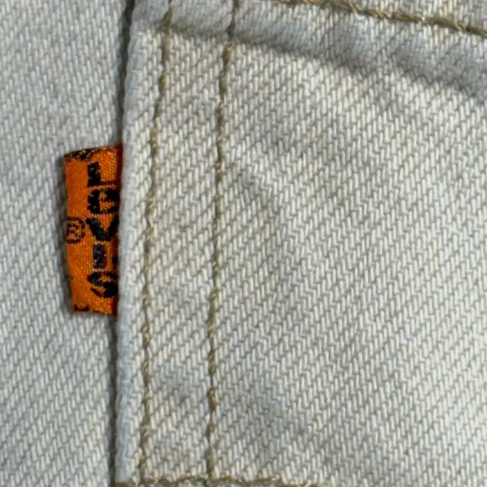 Levi's 550 Relaxed Fit Tapered Leg Mens 35x30 Beige Orange Tab Made in‎ USA 80s